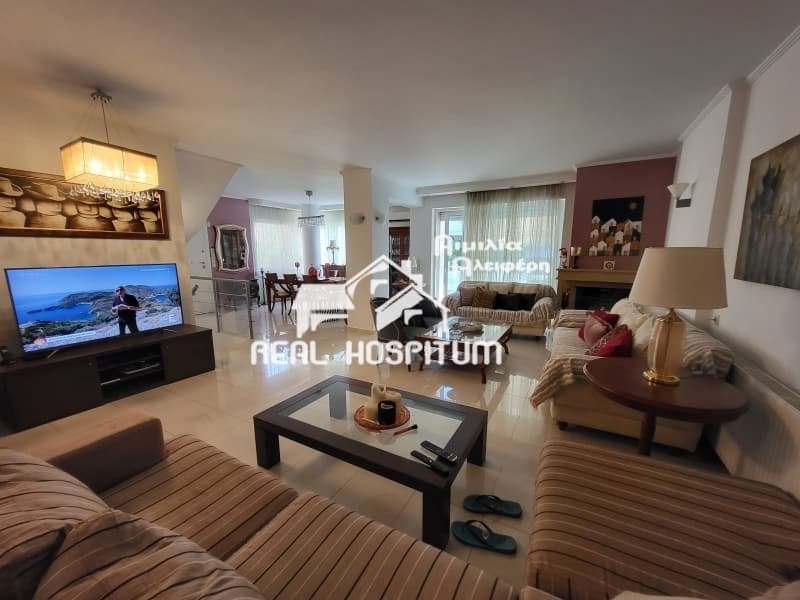 House in Aigli, Glyfada — Photo 1 of 13