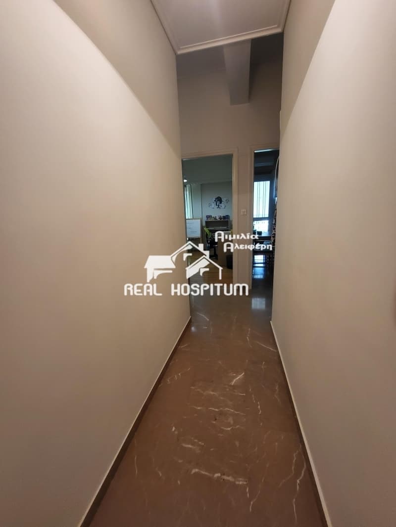 Apartment in Palatiani, Ilion — Photo 1 of 4