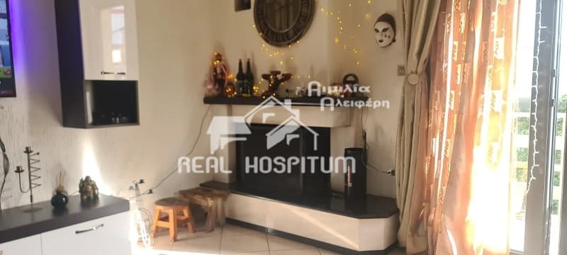 Apartment in Palatiani, Ilion — Photo 1 of 11