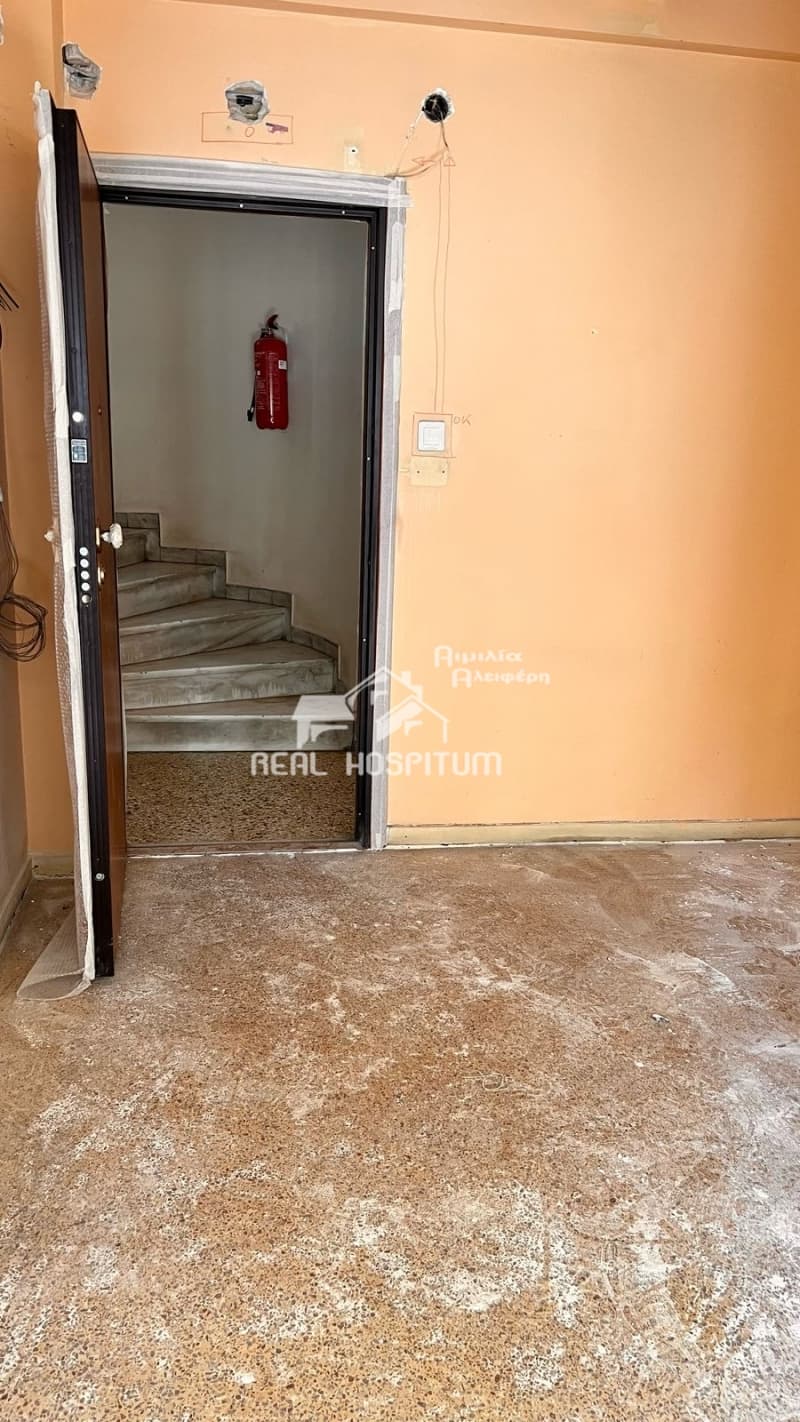 Apartment in Nosokomeio Pedon, Goudi — Photo 1 of 4