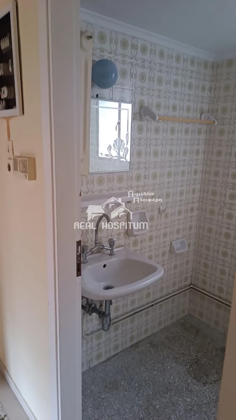 Apartment in Palatiani, Ilion — Photo 14 of 15