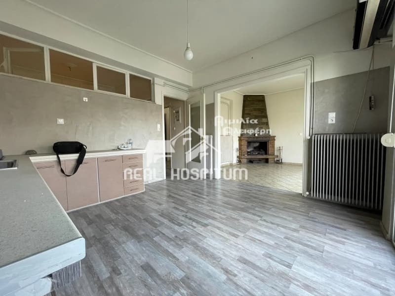 Apartment in Achladia, Aigaleo — Photo 2 of 9