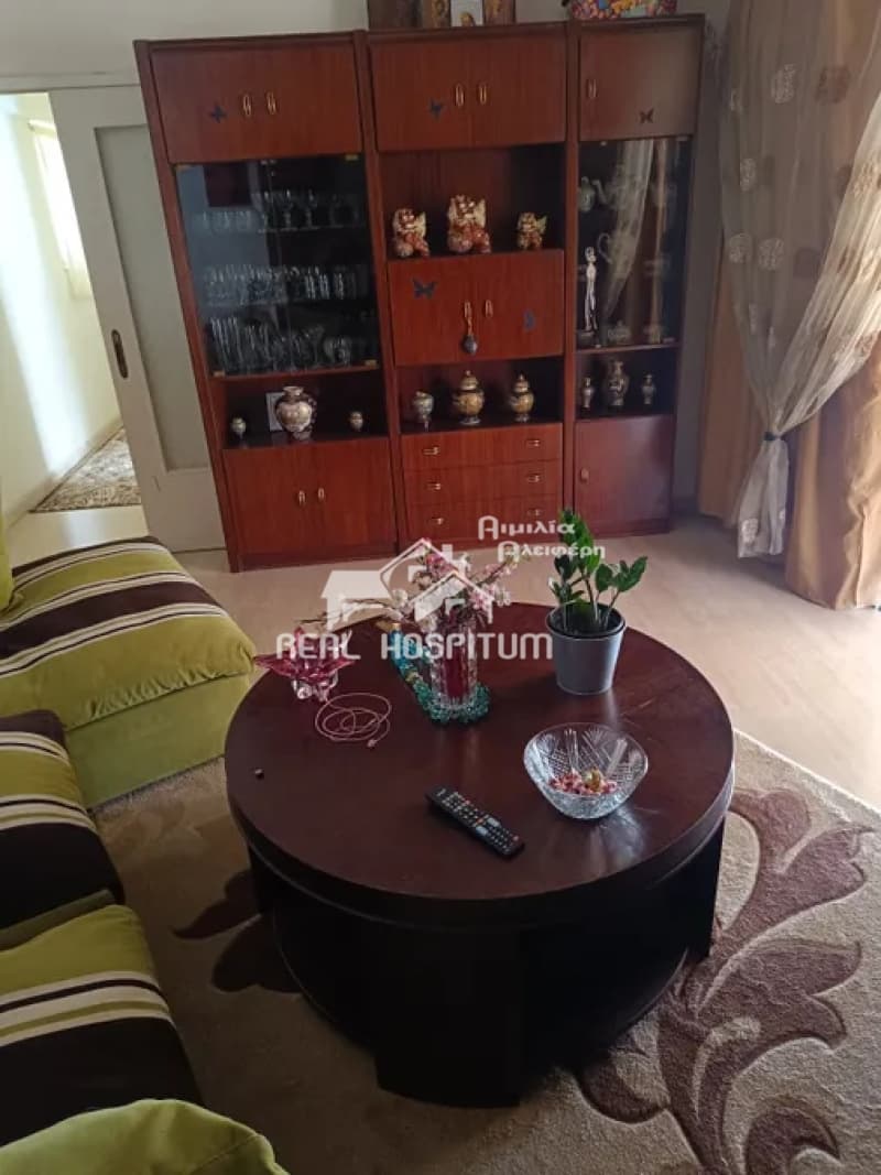 Apartment in Memou square, Koridallos — Photo 2 of 10