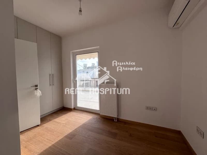 Apartment in Freattida, Piraeus — Photo 14 of 20