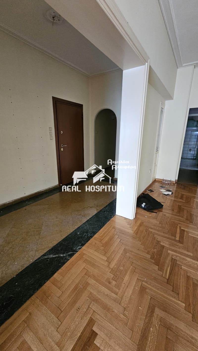 apartment στην Εξάρχεια - Νεάπολη