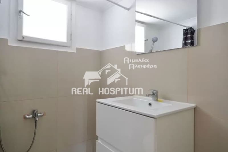Apartment in Politechneio, Exarchia - Neapoli — Photo 8 of 11