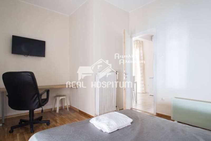 Apartment in Politechneio, Exarchia - Neapoli — Photo 8 of 12