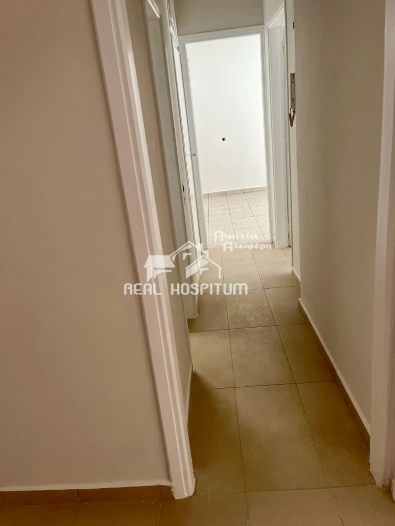 Apartment in Asteras, Nea Philadelfia — Photo 6 of 7