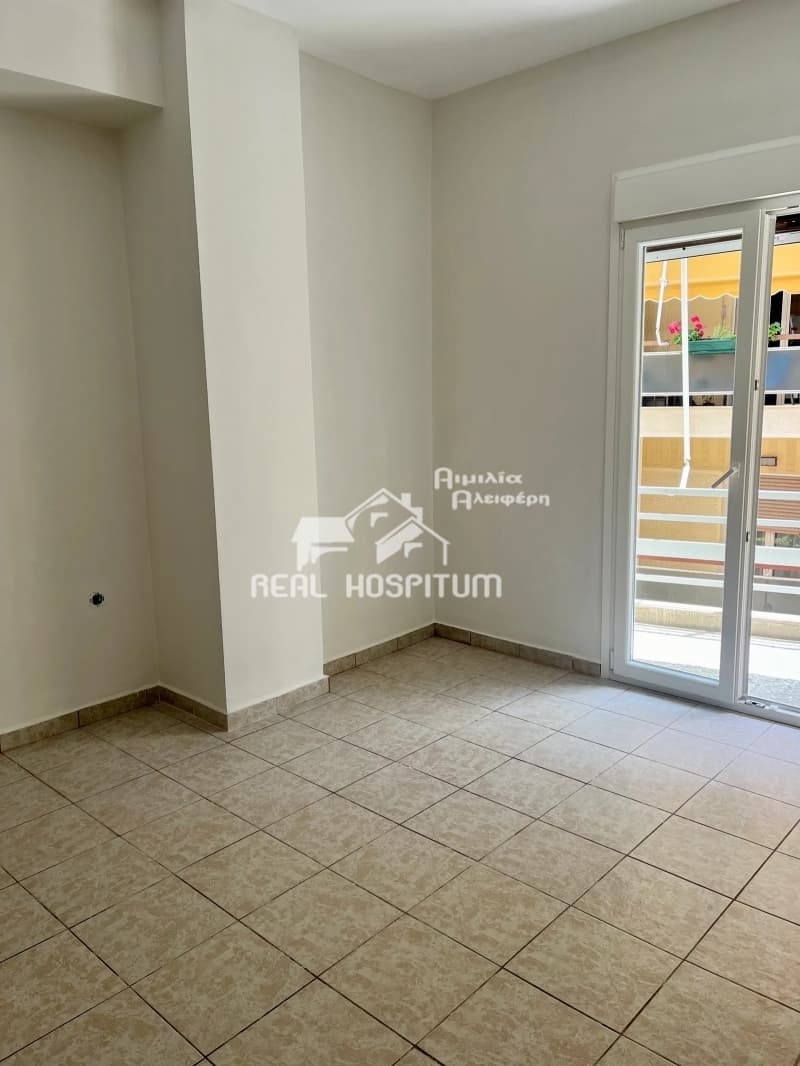 Apartment in Asteras, Nea Philadelfia — Photo 2 of 7