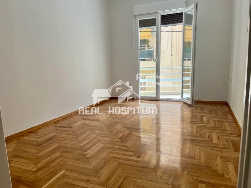 Apartment in Asteras, Nea Philadelfia — Photo 3 of 7