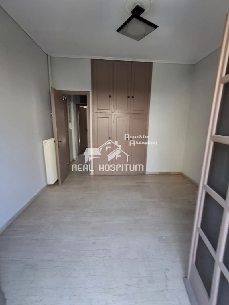 Apartment in Palatiani, Ilion — Photo 3 of 11