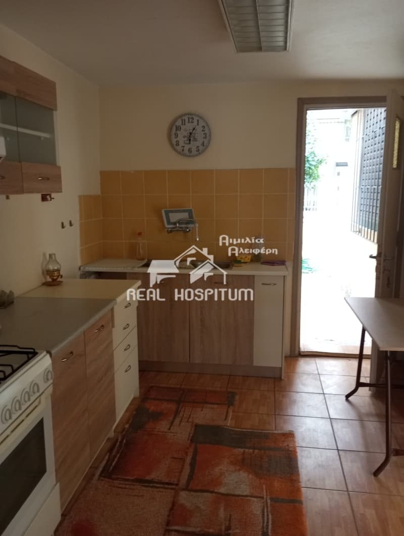 House in Kipoupoli, Petroupoli — Photo 5 of 8