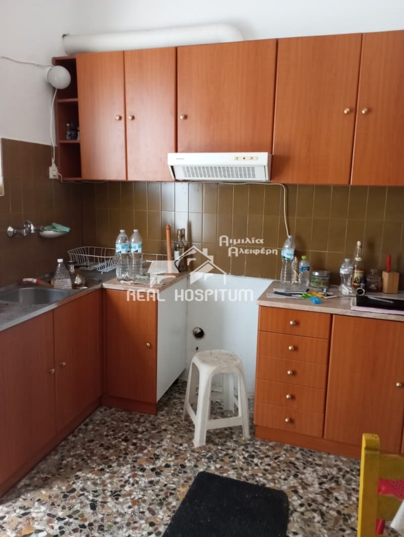 House in Kipoupoli, Petroupoli — Photo 1 of 5