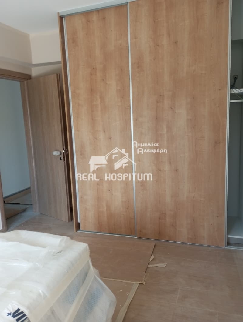 Apartment in Center, Petroupoli — Photo 6 of 10
