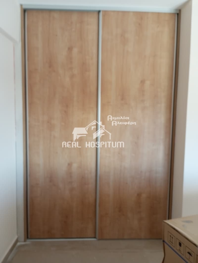 Apartment in Center, Petroupoli — Photo 8 of 10