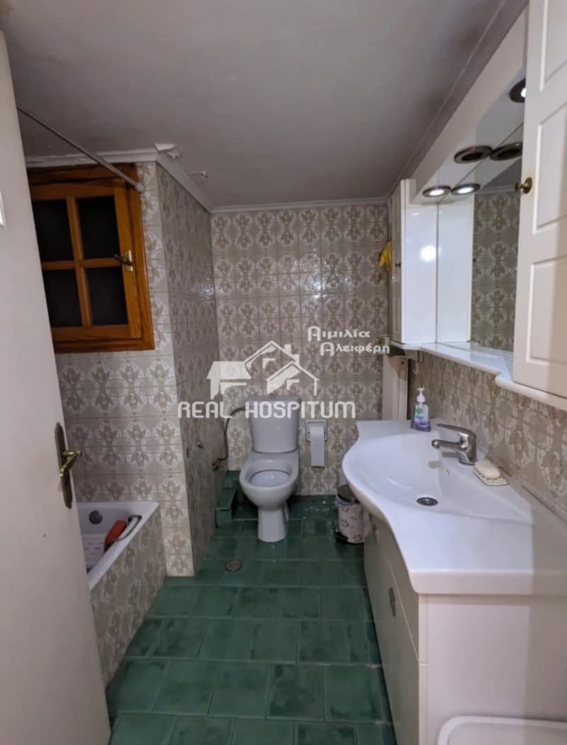 Apartment in Center, Petroupoli — Photo 7 of 7