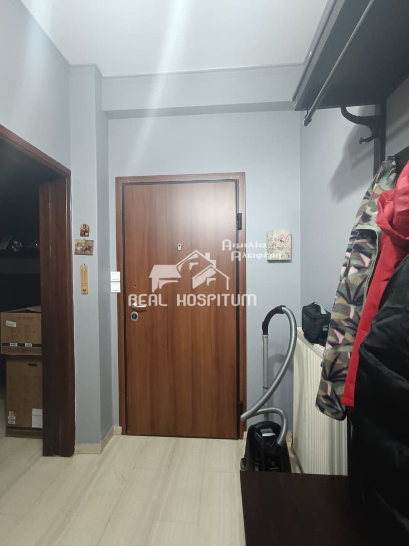 Apartment in Pefka Verdi, Petroupoli — Photo 4 of 11