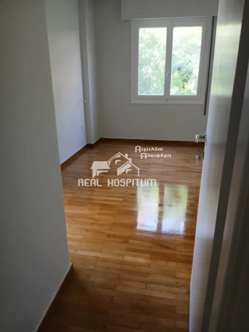 Apartment in Strefi, Exarchia - Neapoli — Photo 2 of 5