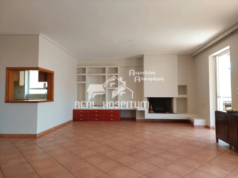Apartment in Ano Nea Smyrni, Nea Smyrni — Photo 2 of 14