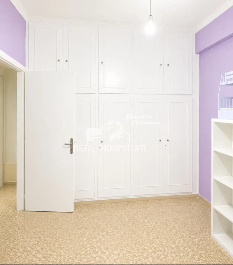 Apartment in Aspra Chomata, Peristeri — Photo 5 of 8