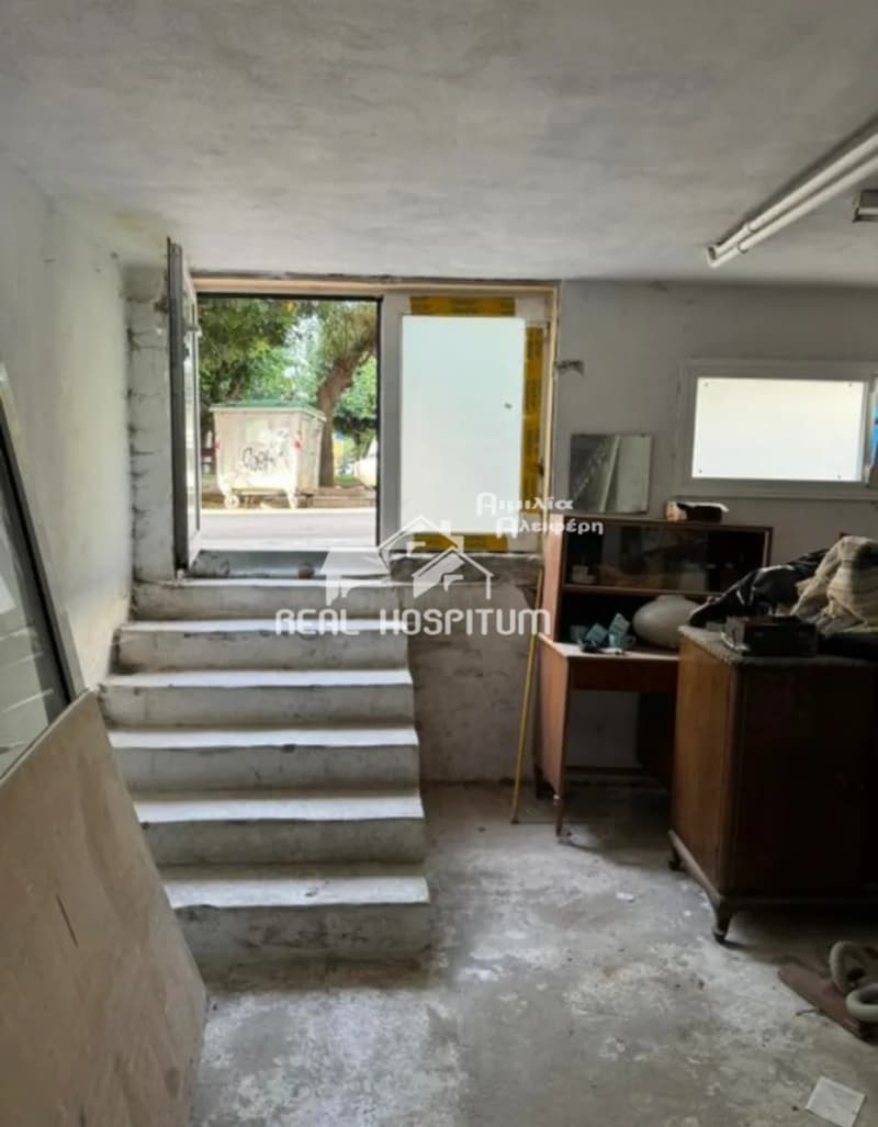 Αποθήκη στην Πολυτέκνων, Ίλιον