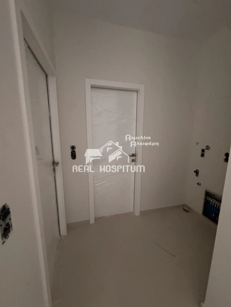 House in Pefka Verdi, Petroupoli — Photo 11 of 13
