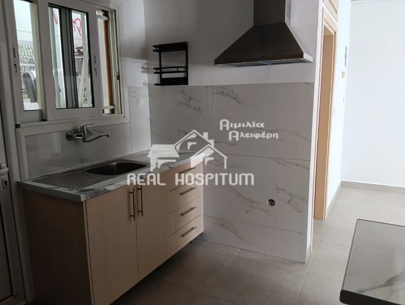 Apartment in Center, Peristeri — Photo 2 of 13