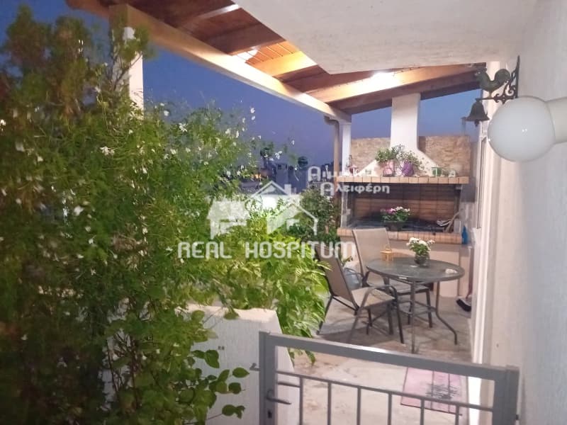 Apartment in Center, Petroupoli — Photo 3 of 15