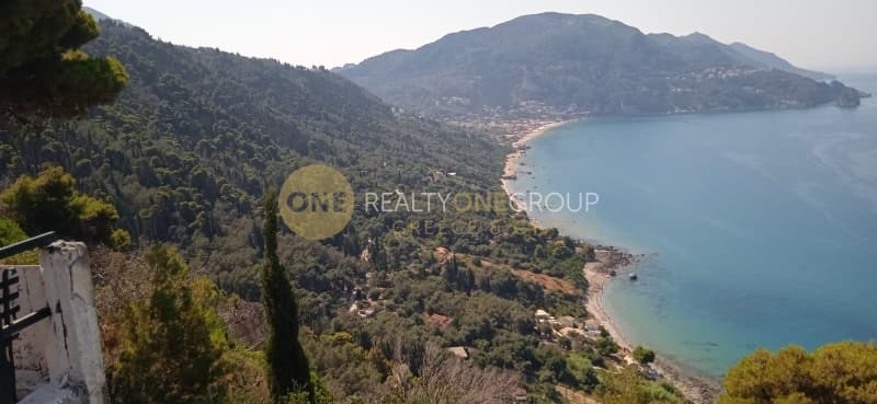 Parcel in Achilleio, Corfu — Photo 1 of 9