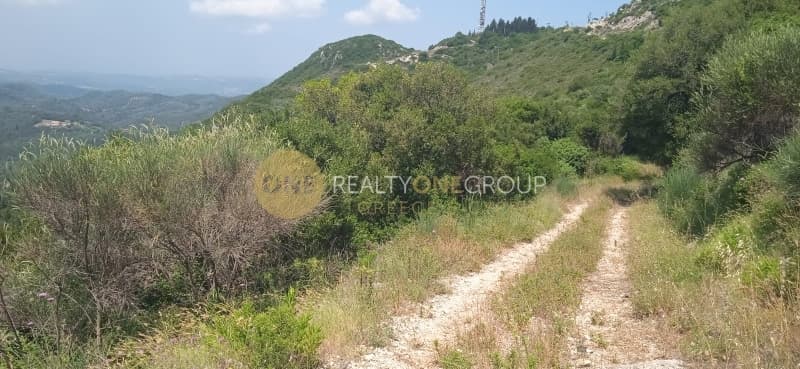 Parcel in Faiakes, Corfu — Photo 9 of 11