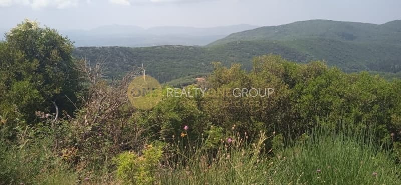 Parcel in Faiakes, Corfu — Photo 7 of 11