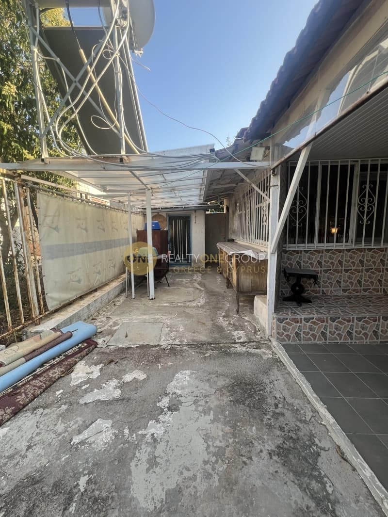 House in Agios Athanasios, Salamina — Photo 4 of 31