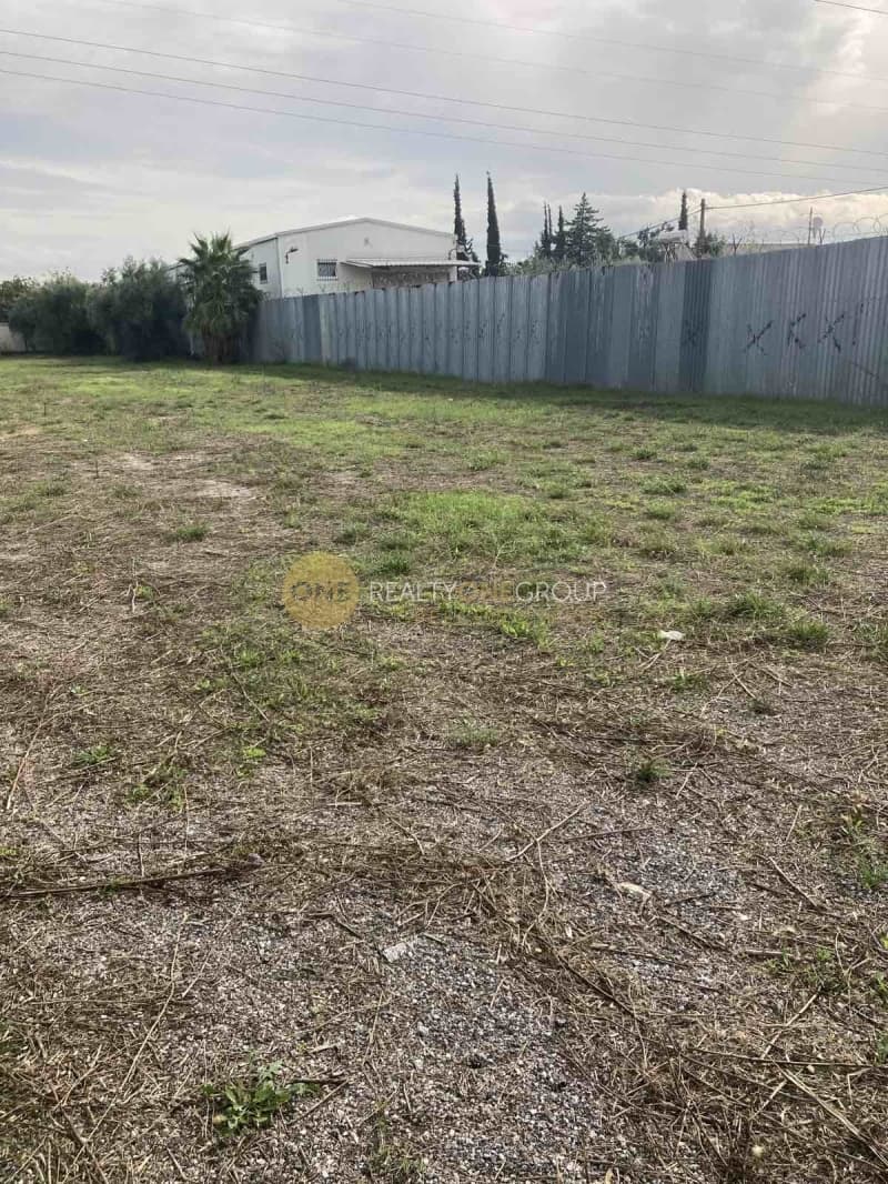 Parcel in Megala Sxoinia A, Acharnes — Photo 1 of 10
