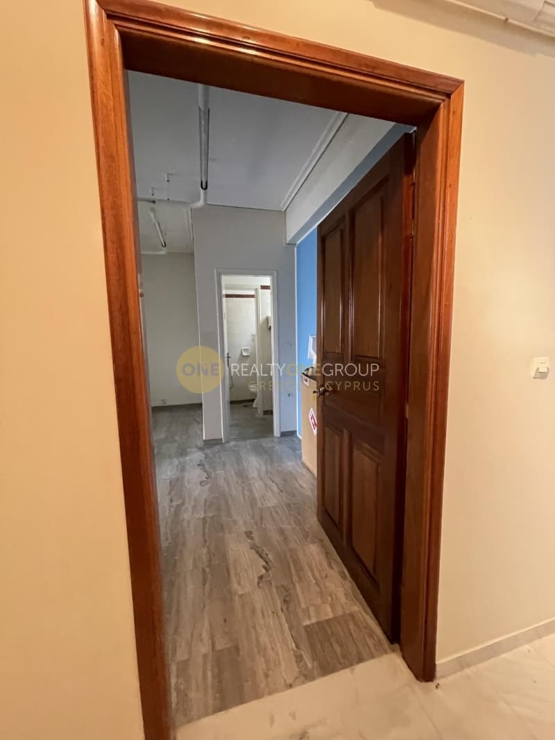 Office in Center, Nea Erithraia — Photo 10 of 20