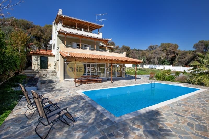 House in Agios Charalampos, Loutraki-Perachora — Photo 3 of 31