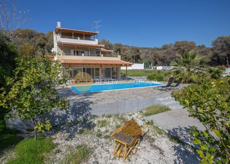 House in Agios Charalampos, Loutraki-Perachora — Photo 4 of 31