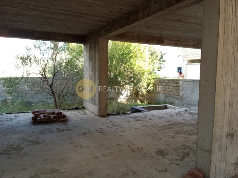 House in Center, Koropi — Photo 11 of 22