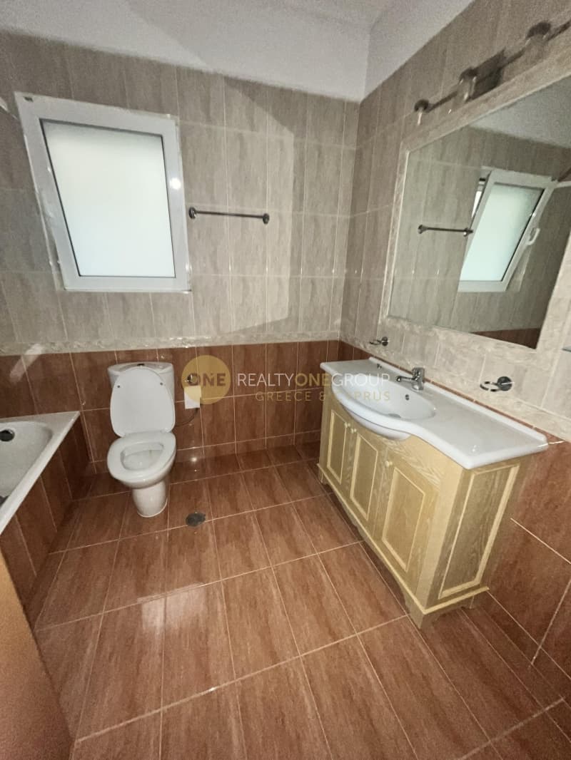 Apartment in Agia Varvara, Agios Dimitrios — Photo 11 of 13