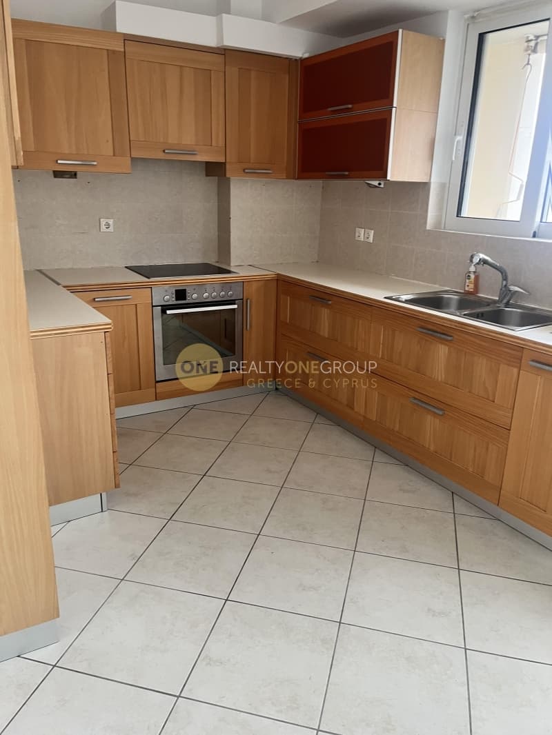 Apartment in Agia Varvara, Agios Dimitrios — Photo 4 of 13