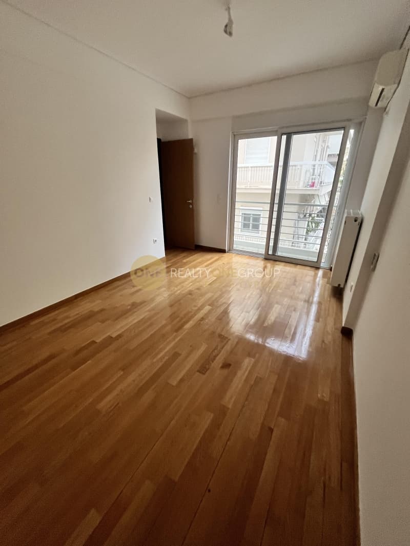 Apartment in Agia Varvara, Agios Dimitrios — Photo 8 of 13