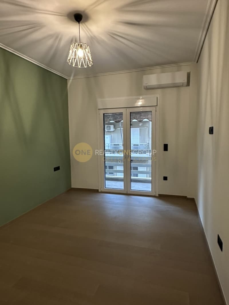 Apartment in Plateia Davaki, Kalithea — Photo 18 of 25
