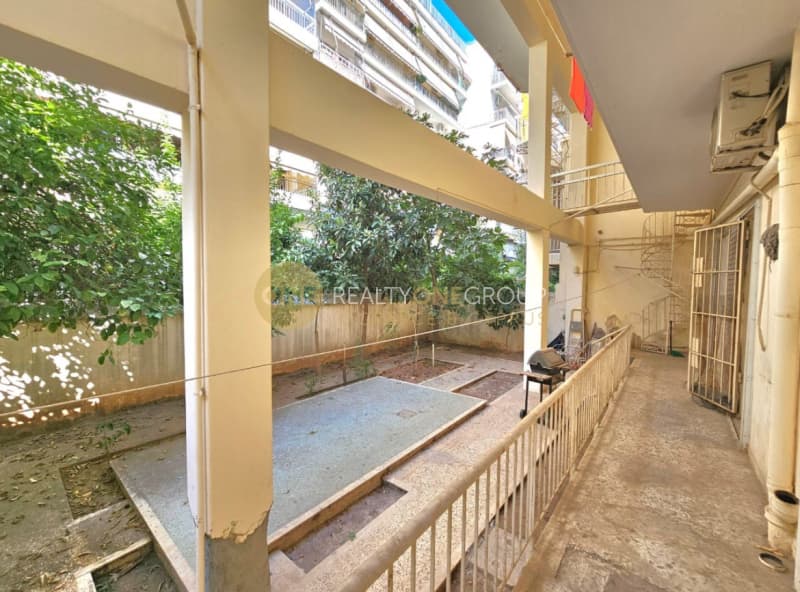 Apartment in Lofos Filaretou, Kalithea — Photo 15 of 30