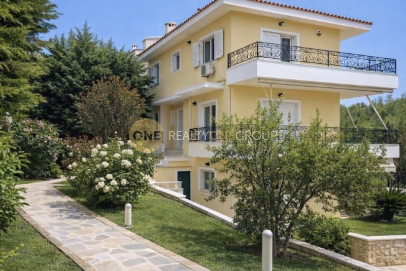 Apartment in Agia Paraskevi, Agios Stefanos — Photo 1 of 22