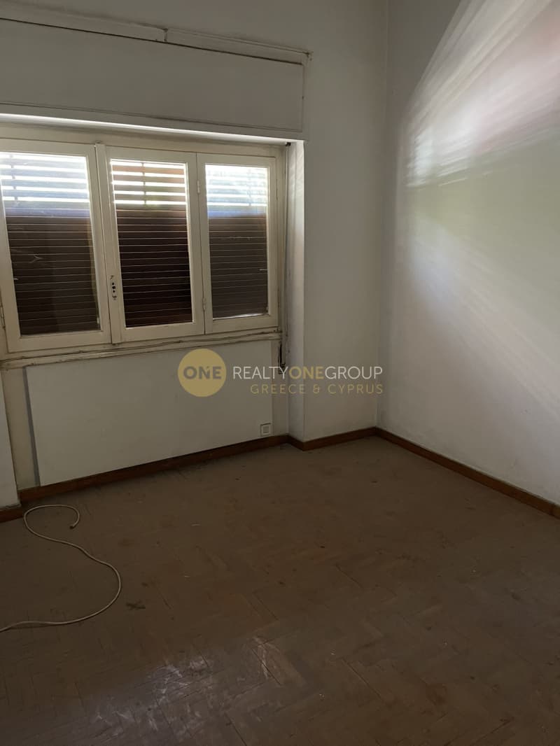 Μονοκατοικία στην Πλατεία Ελευθερίας, Κορυδαλλός — Φωτογραφία 1 από 5