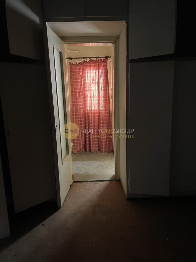 Μονοκατοικία στην Πλατεία Ελευθερίας, Κορυδαλλός — Φωτογραφία 4 από 5
