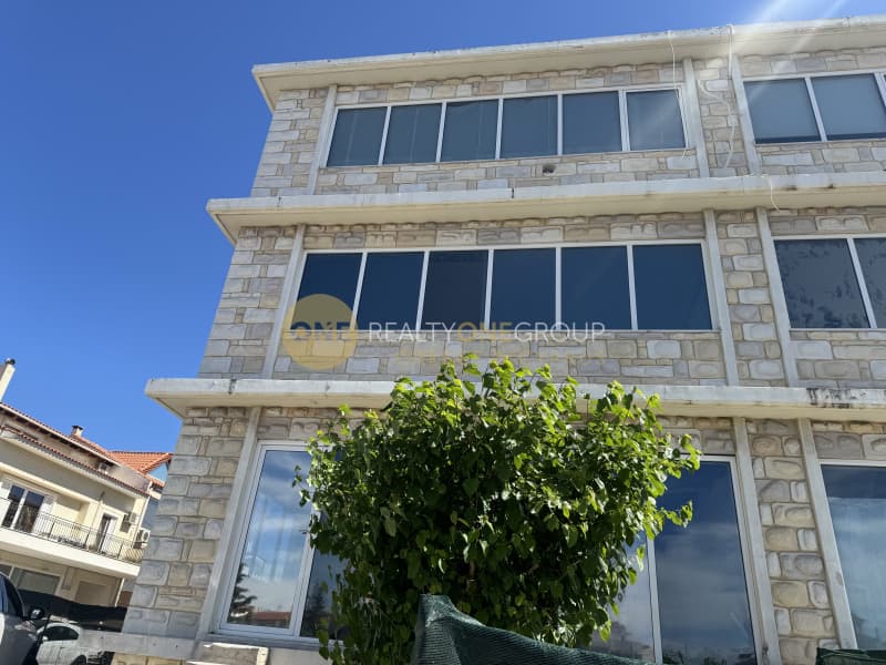 Γραφείο στην Πευκάκια, Αγία Παρασκευή — Φωτογραφία 1 από 17