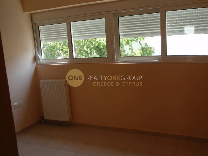 Apartment in Kato Pefki, Pefki — Photo 5 of 9