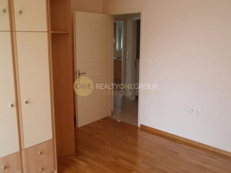 Apartment in Kato Pefki, Pefki — Photo 8 of 9