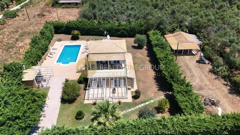 House in Melitieoi, Corfu — Photo 1 of 30