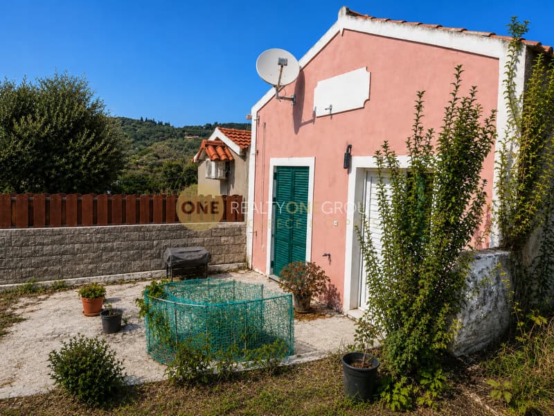 House in Αgios Georgios, Corfu — Photo 8 of 13